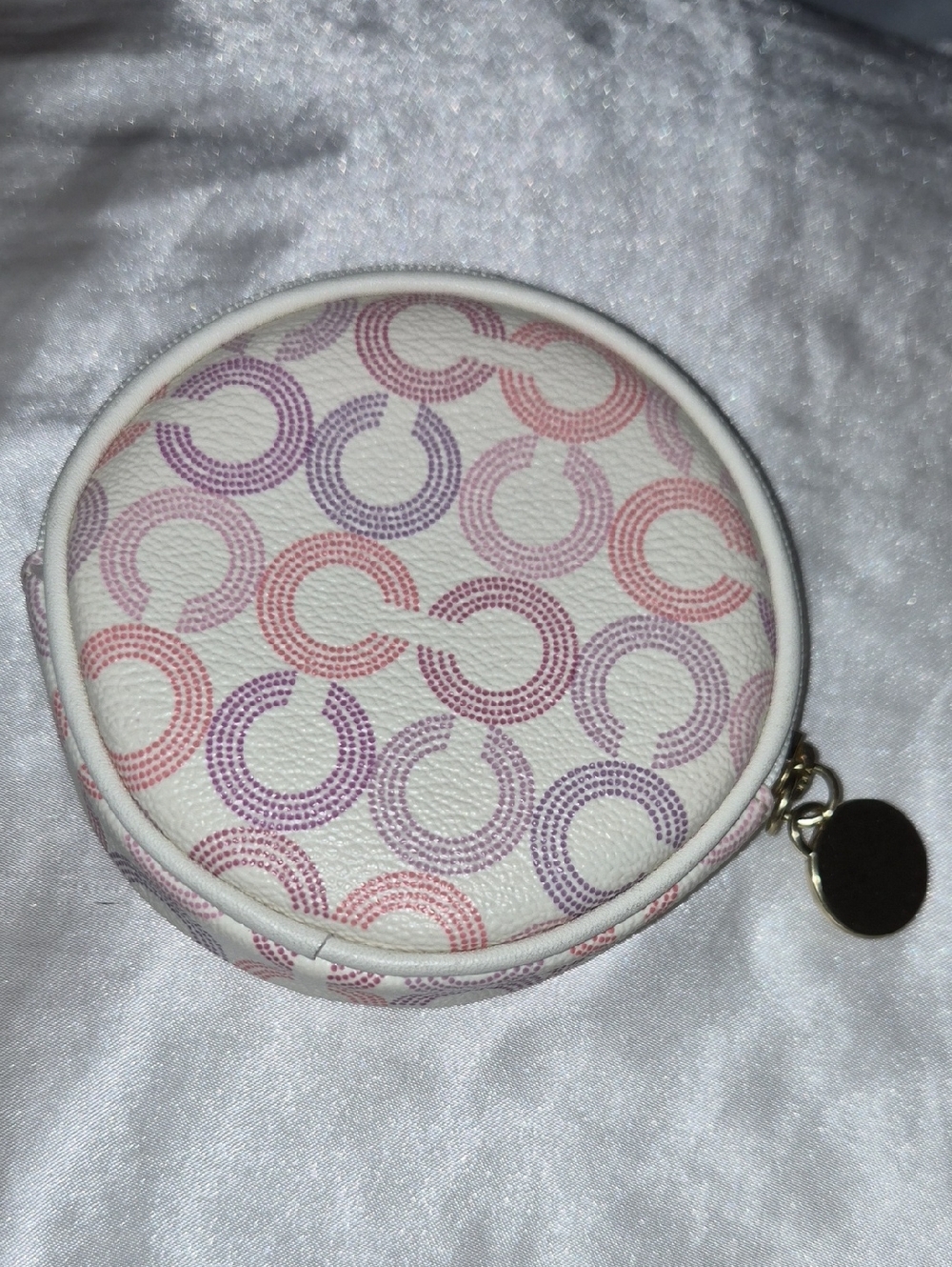Coach Signature Circle Coin Pouch in Pastel Pink & Lavender - Picture 4 of 6